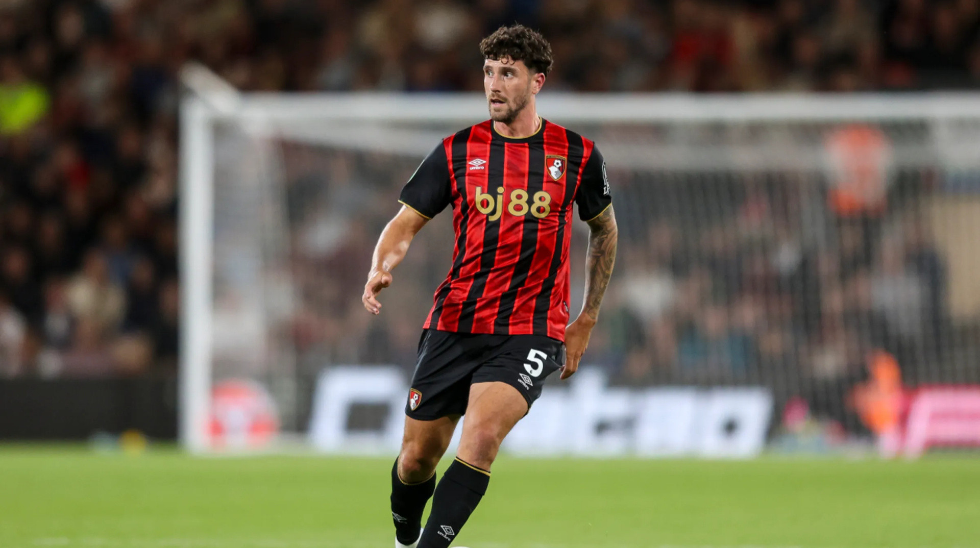 Игроком Борнмута интересуются Барселона и Ювентус