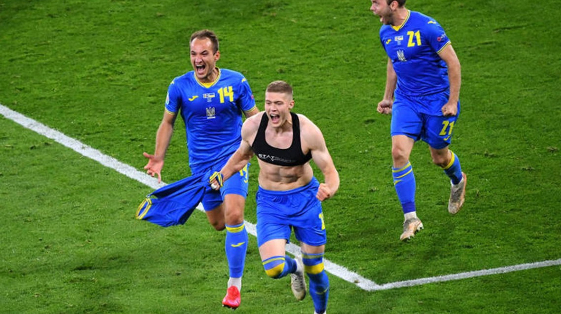 Незасчитанный гол Англии, провал Фоменко и успех Шевченко: вспоминаем выступления сборной Украины на Евро