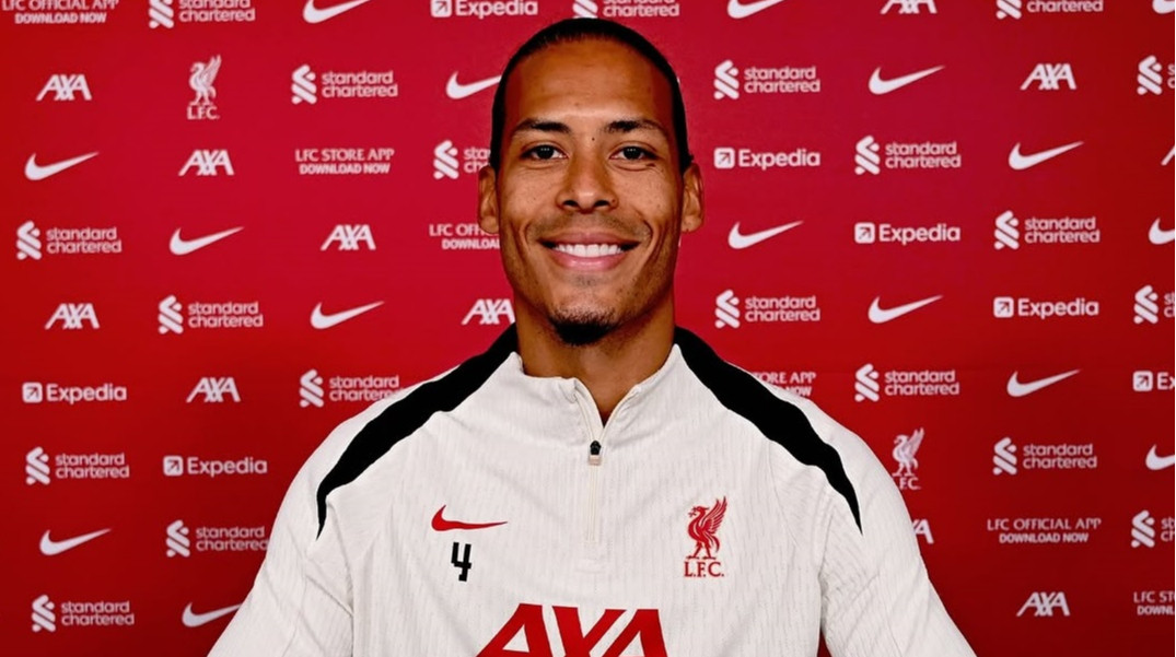 Ліверпуль оголосив про продовження контракту з Ван Дейком