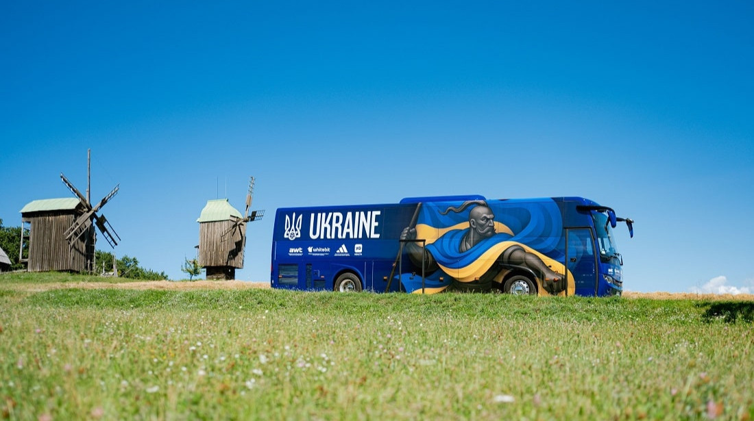 Вперше в історії збірна України отримала свій спеціалізований автобус: який вигляд має