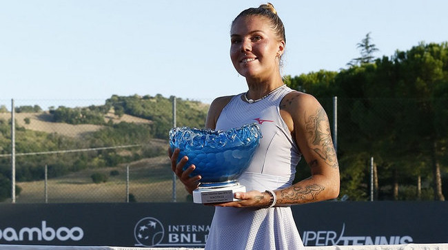 Олейникова – о дебютном титуле WTA: Посвящаю успех отцу, добровольцу ВСУ