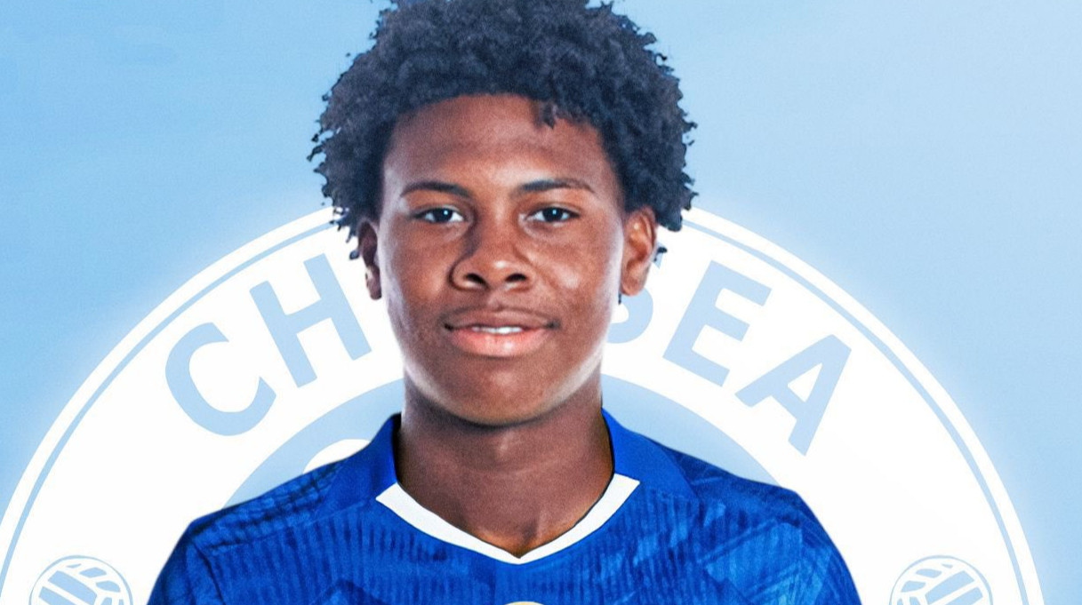 Челсі підпише 16-річного еквадорського захисника