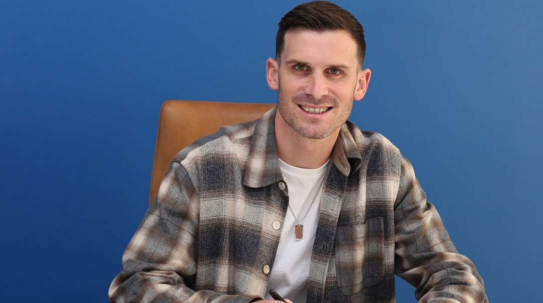 Брайтон вернул немецкого полузащитника из Боруссии Дортмунд