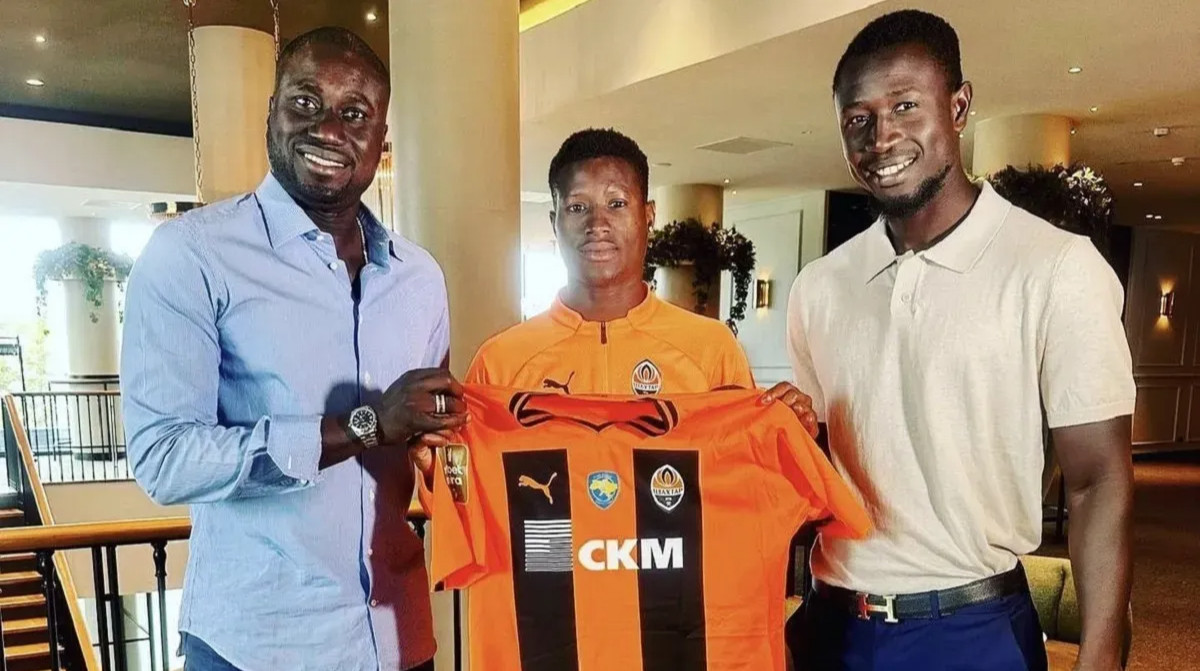 Вингер Шахтера сбежал из клуба и не выходит на связь около полугода – СМИ