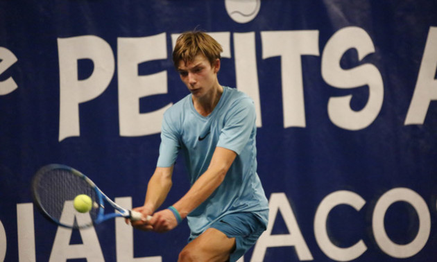Юний український тенісист вийшов у фінал турніру у Франції