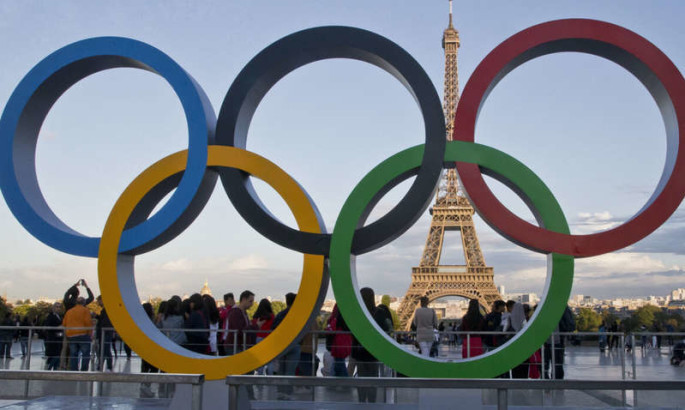 Макрон: На Олімпіаді в Парижі не може бути російського прапора