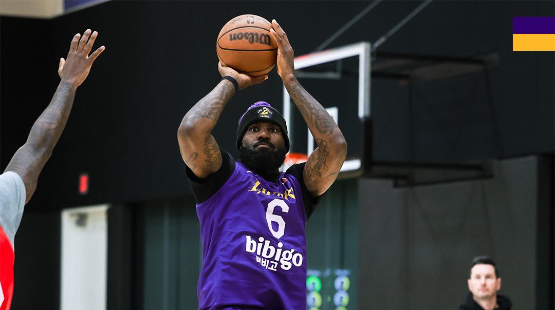 ЛеБрон Джеймс