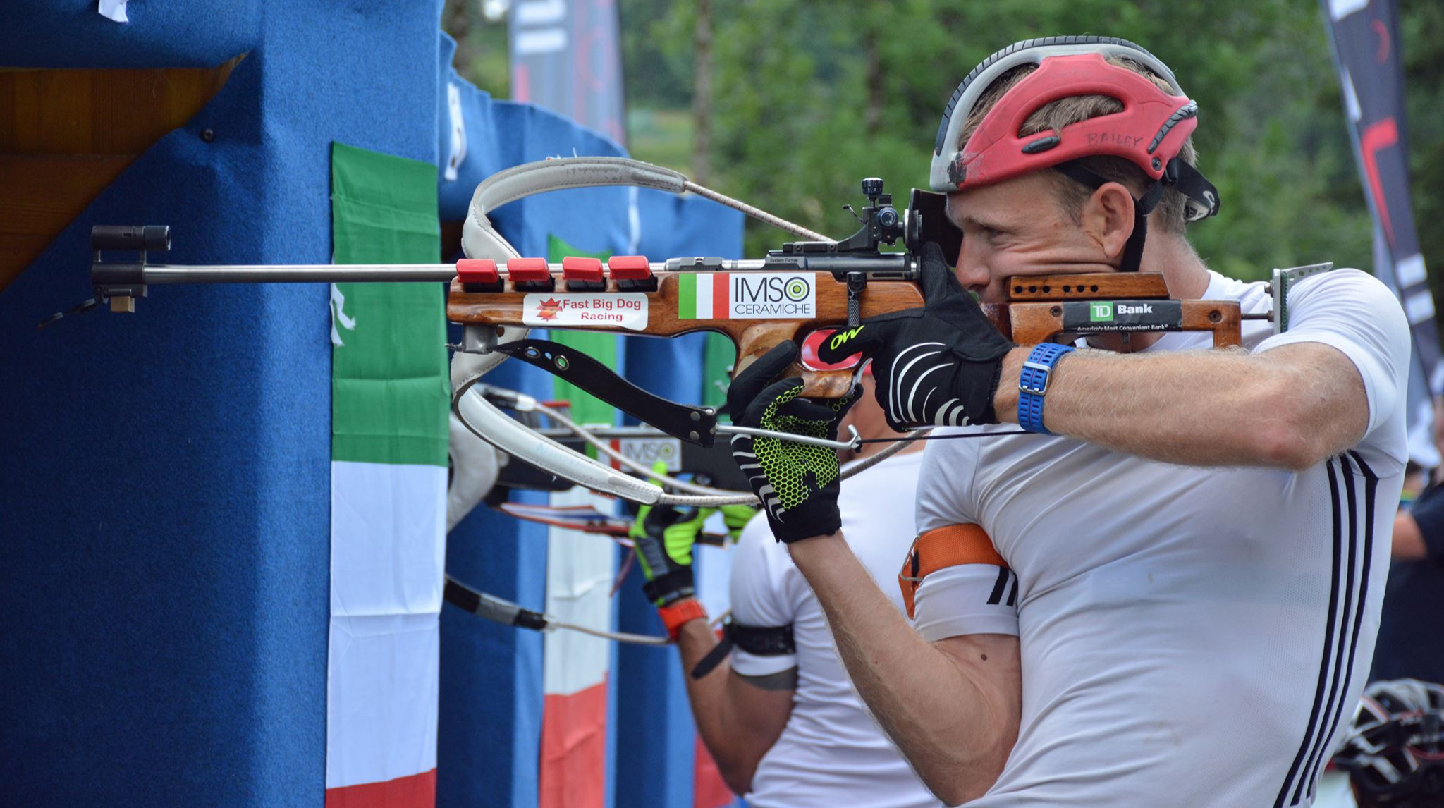 Джакомел проти Райта: в Італії стартували міжнародні змагання з літнього біатлону