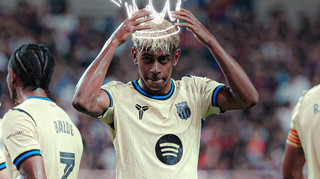 Драма навколо зірки Барселони: дві співачки, ревнощі й натяк на роман