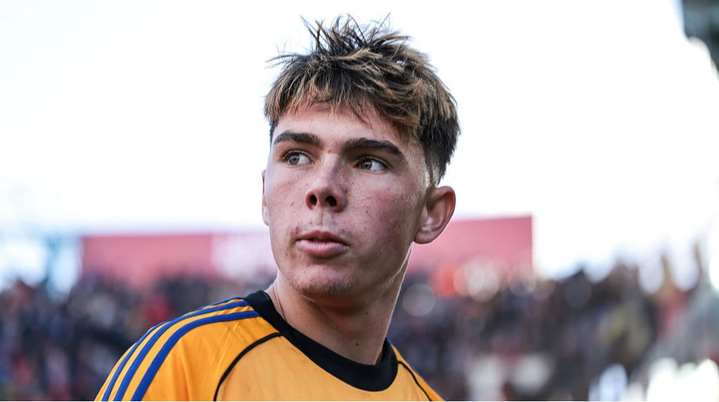 Сын легенды мирового футбола второй раз за неделю оформил хеттрик за юношескую сборную Чехии