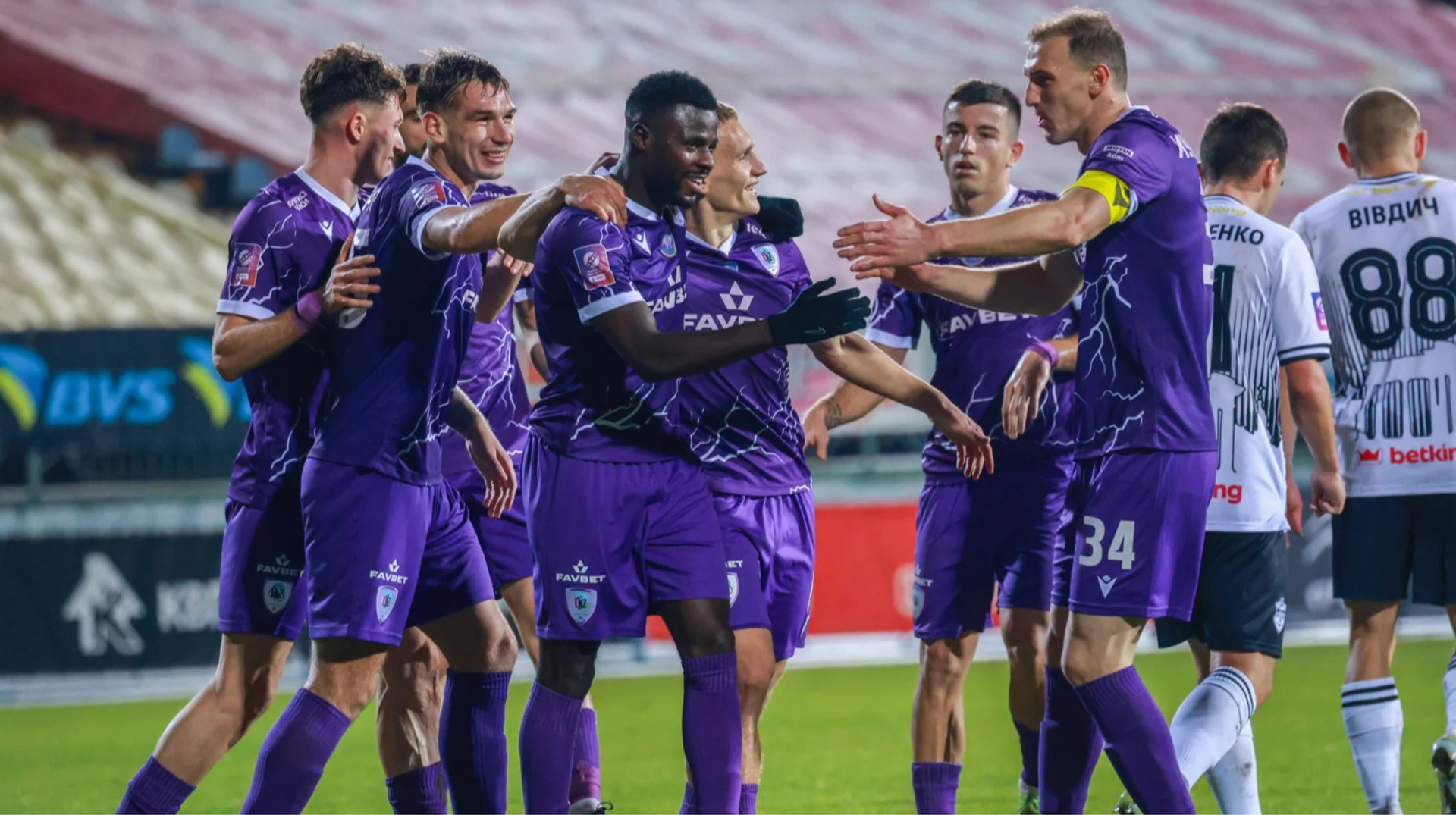 Гуцуляк вириває для Полісся перемогу, Костюка виручає молодь. Підсумки 16 туру УПЛ