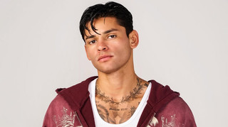 Тріумфував зі травмованою рукою: Гарсія оцінив перемогу над Барріосом