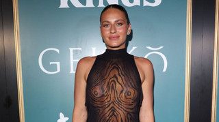 Костюк вразила образом у Маямі: ефектний вихід на червону доріжку