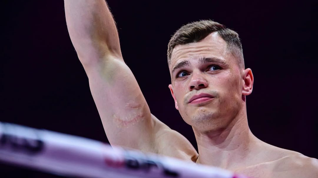 Артем Мельник