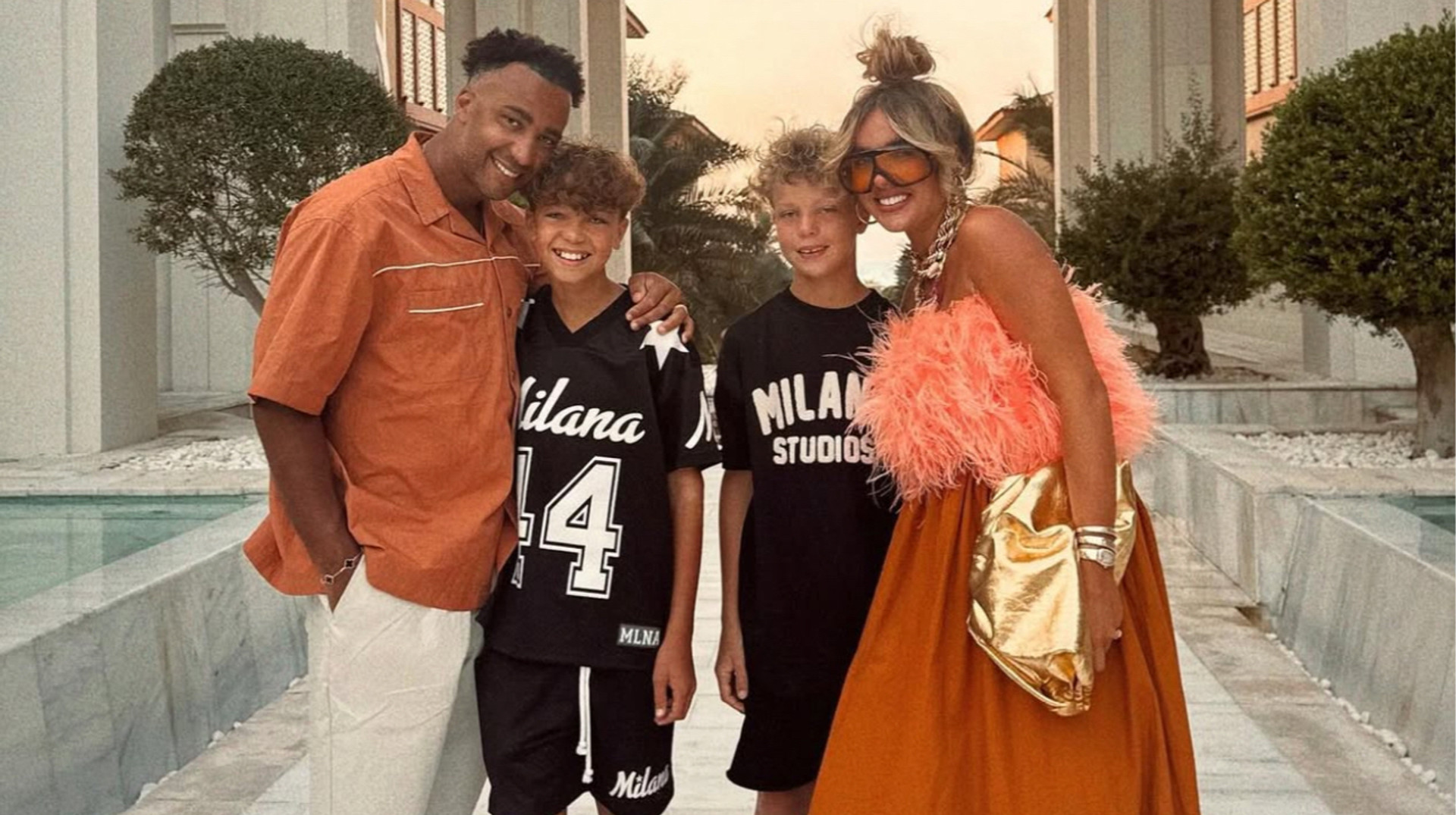 Жахливе пограбування: колишній форвард АПЛ став жертвою злочинців у день народження сина