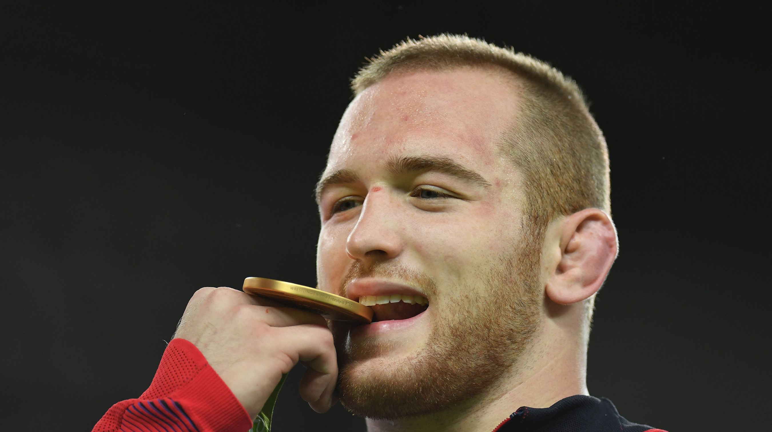 Намагався скористатися інтимними послугами за гроші: поліція заарештувала олімпійського чемпіона Ріо