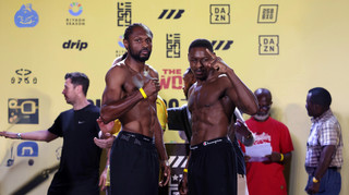 Ричардс в 12 раунде нокаутировал Азиза