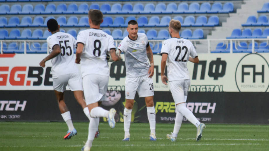 Зоря переглядає французького вінгера