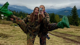 Магучіх у Карпатах: олімпійська чемпіонка з подругами підкорила гірські вершини