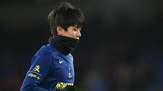 Японский защитник Тоттенхэма продолжит карьеру в Бундеслиге