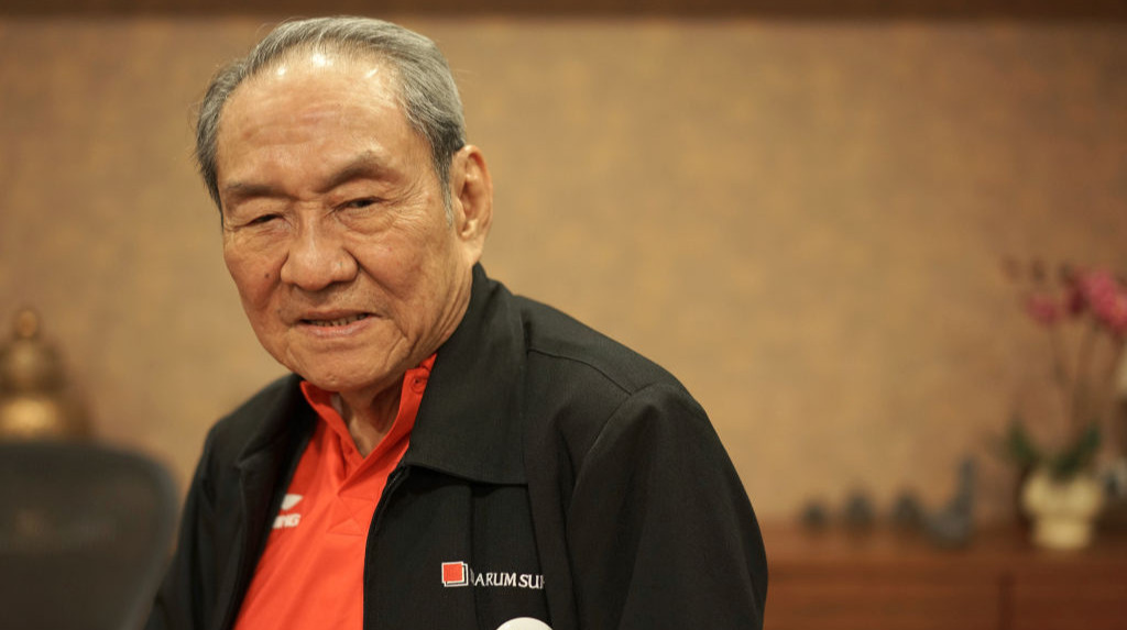 Умер совладелец Комо