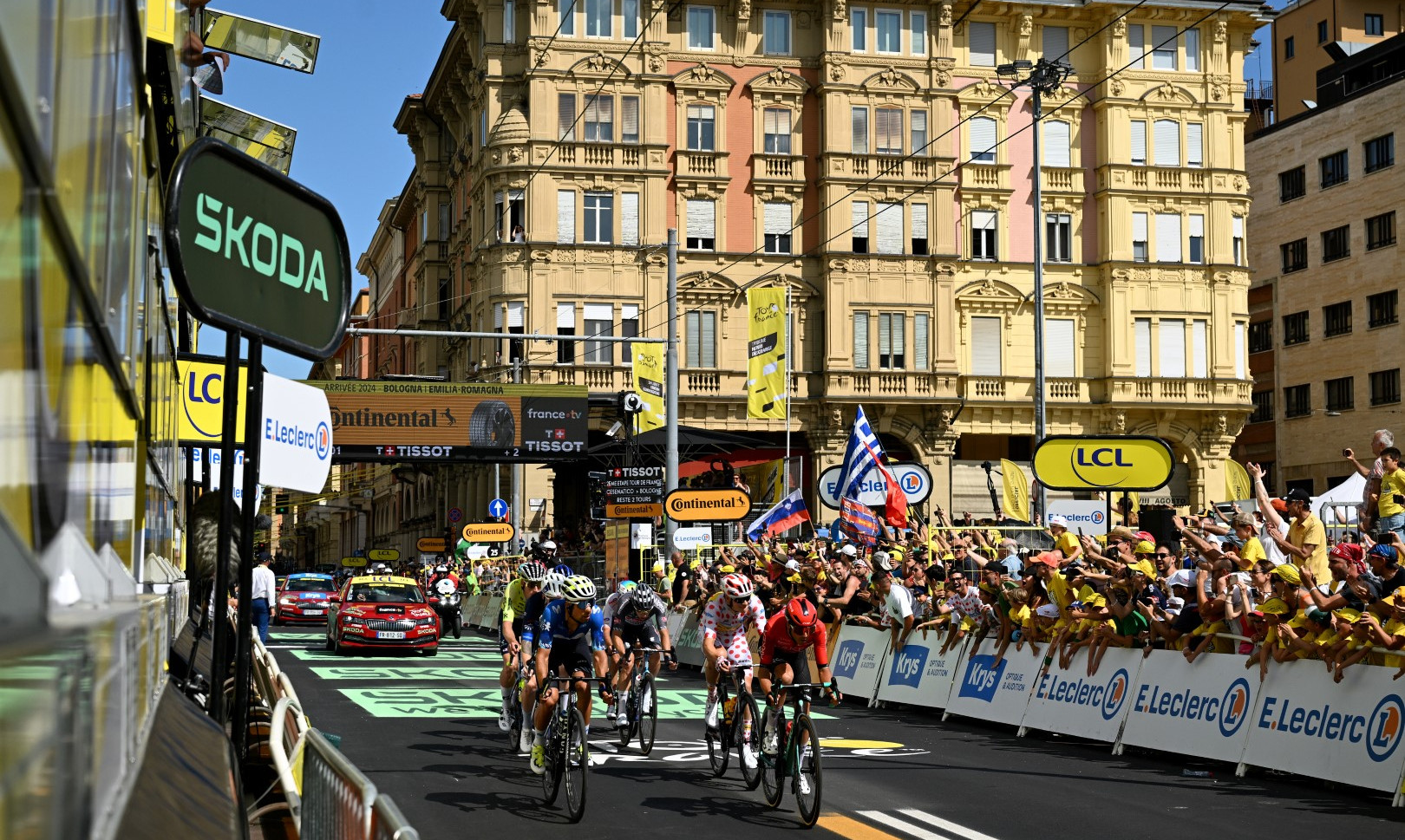 Отрыв снова побеждает: Вокелен торжествовал на 2 этапе Тур де Франс