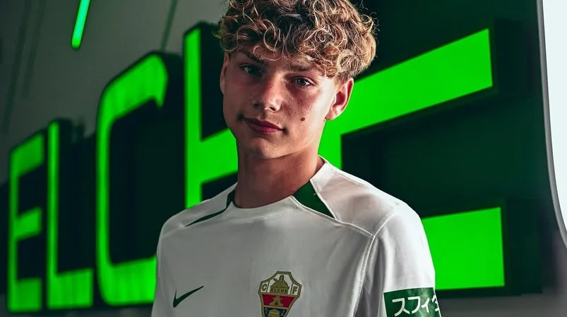 Іспанський клуб підписав контракт з 15-річним українцем