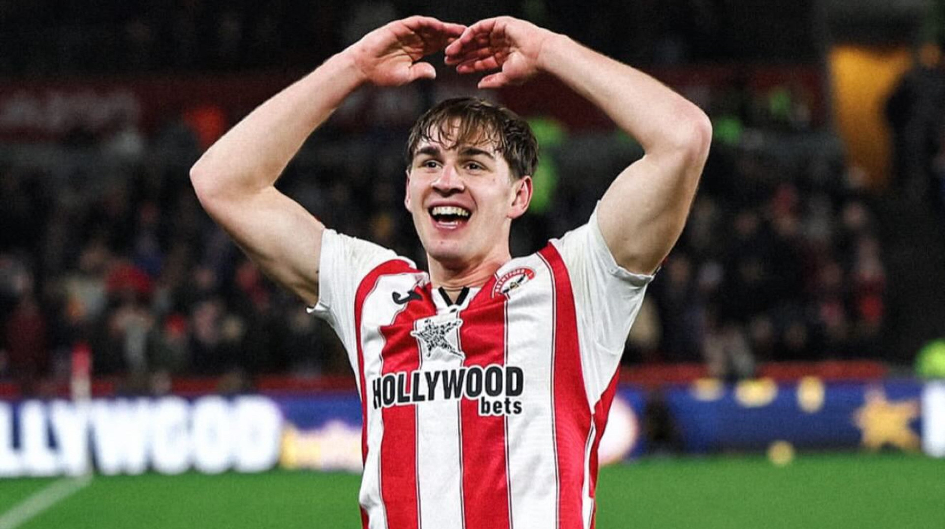 Фанати Брентфорда заспівали легендарну пісню на честь першого голу Ярмолюка за клуб