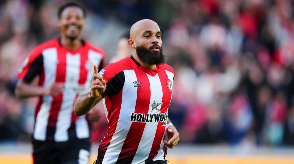 Нападник Брентфорда відмовив клубам АПЛ заради Манчестер Юнайтед