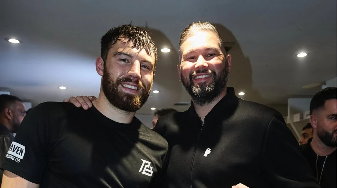 Абсолютно безглуздо: Белью висловився про потенційний бій Усика та Ітауми