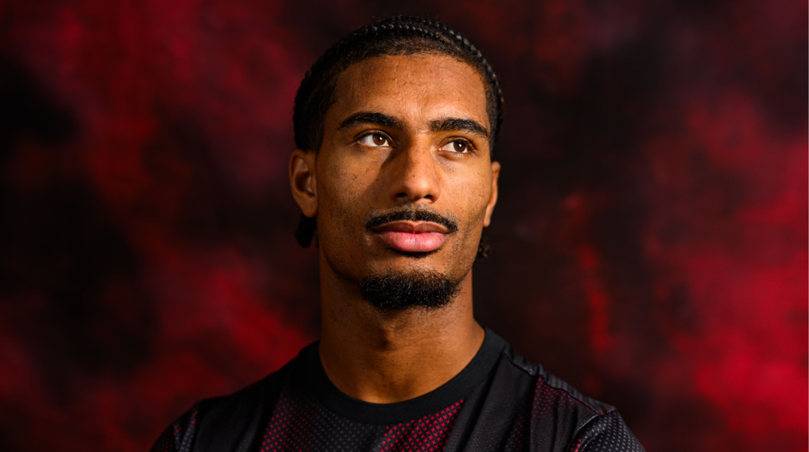 Баєр підписав захисника Севільї