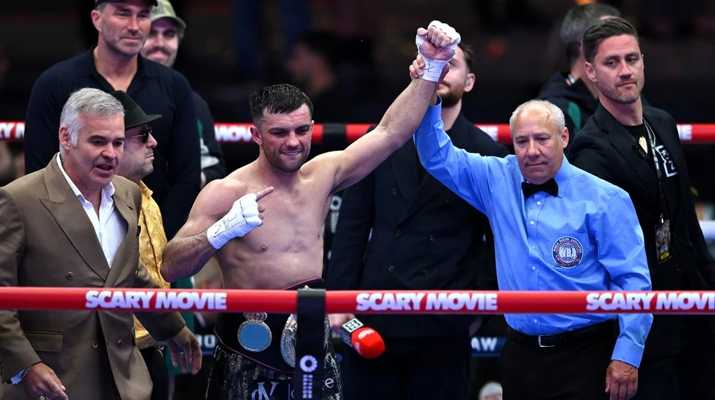 Кеттеролл перебоксував Гіясова в бою за вакантний титул чемпіона WBA Regular