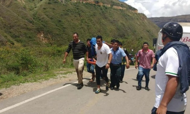 Жахлива ДТП в Перу: автобус з дитячою командою зірвався в прірву. ВІДЕО
