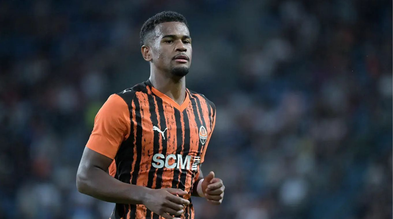 Вінгер Шахтаря переніс операцію в Лондоні та пропустить близько 3-х місяців