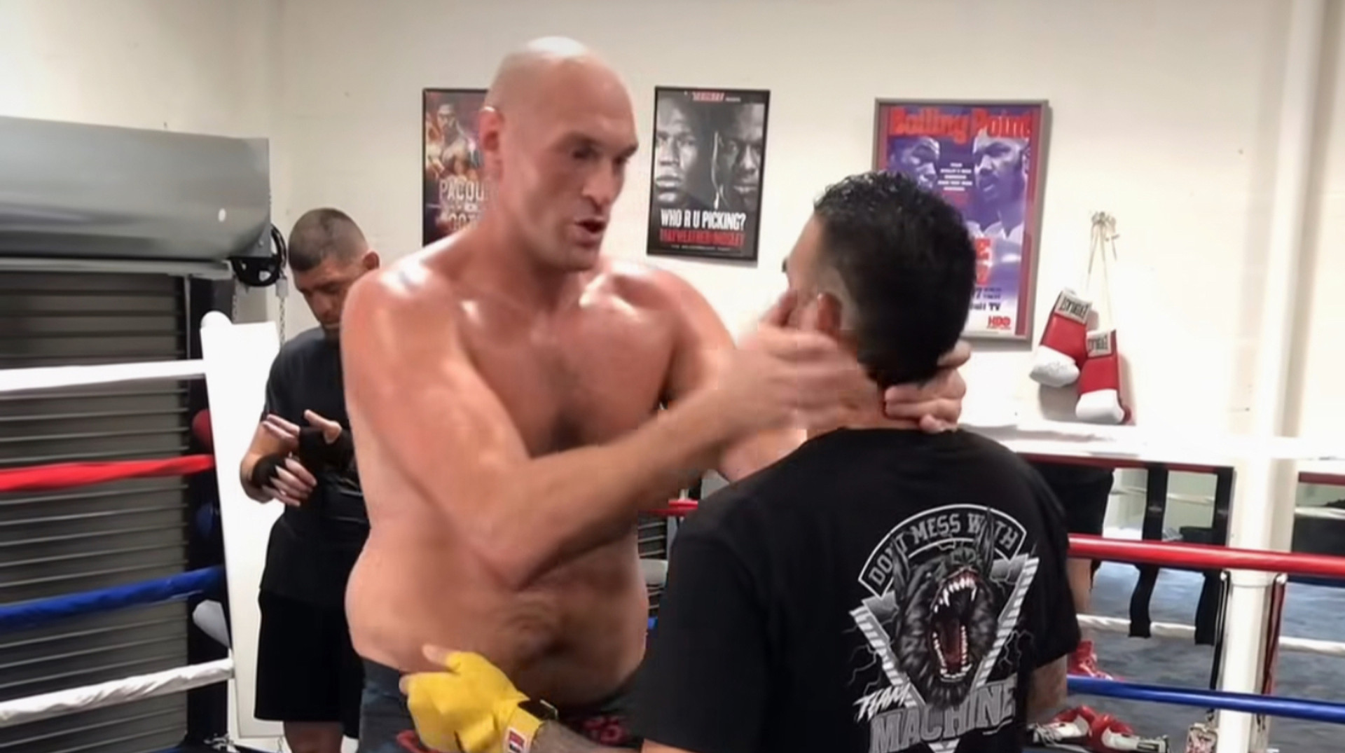 Фьюри готовится к ММА? Бывший соперник Усика провел тренировку с легендой UFC