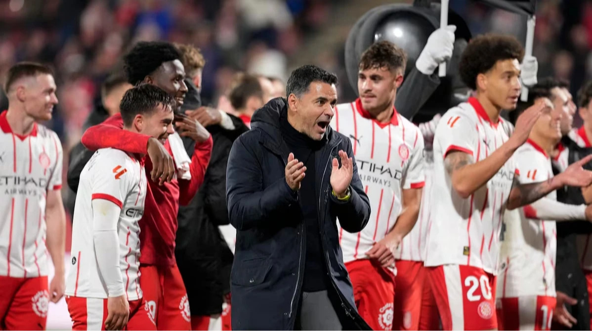 Аякс може поцупити тренера Ваната та Циганкова