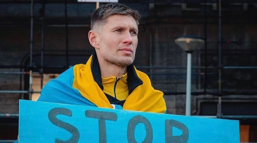 Ексгравець збірної України підтримав литовську спортсменку, яка змушена була покинути ЧС через антиросійську футболку