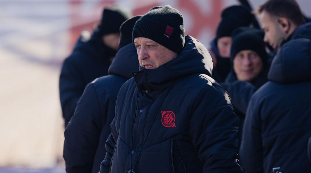 Відомий український тренер приїхав у Баку для підписання контракту з місцевим клубом – джерело