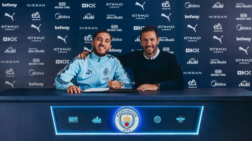 Манчестер Сіті оголосив про підписання Шеркі