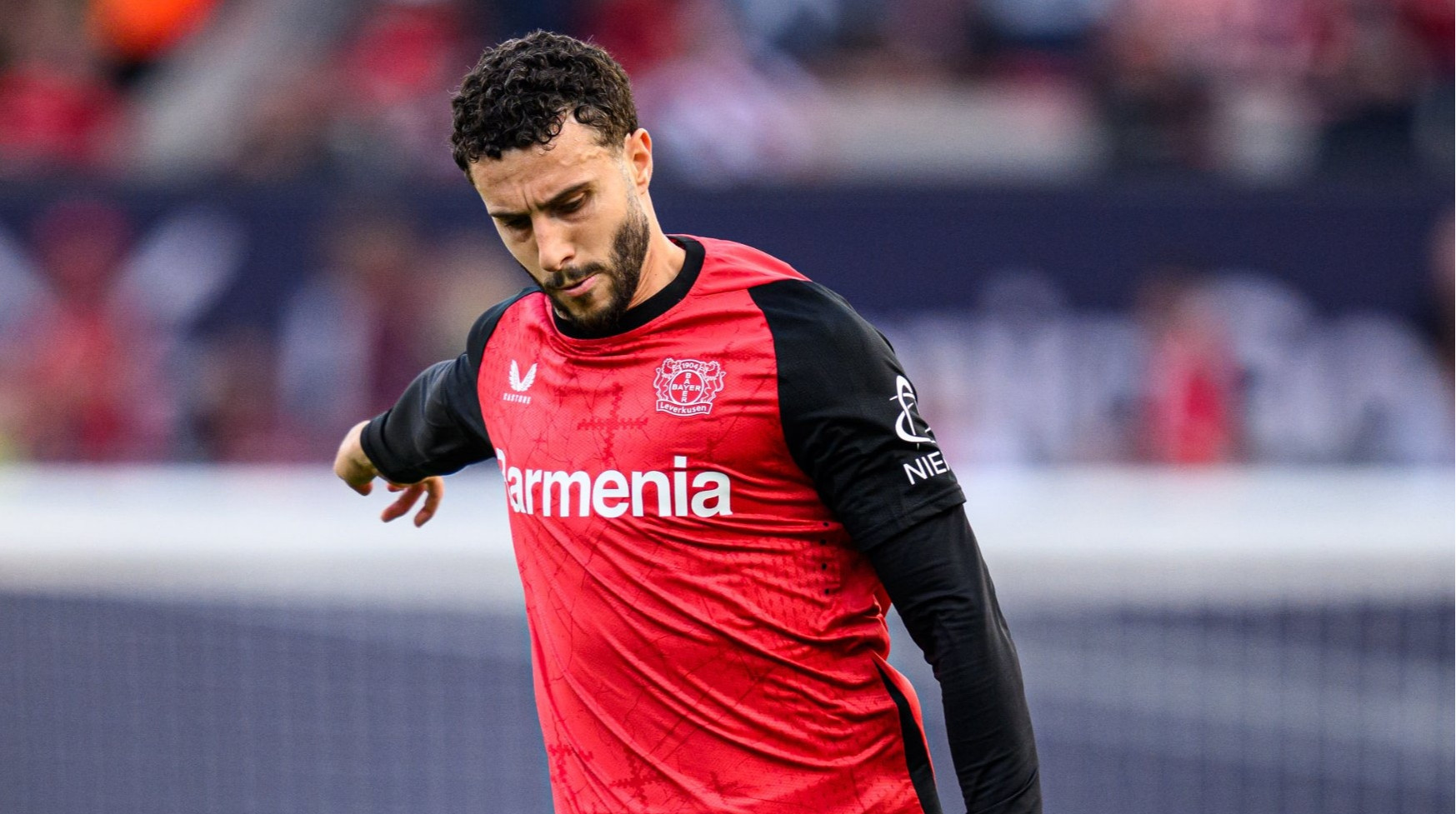 Байер до конца сезона потерял защитника