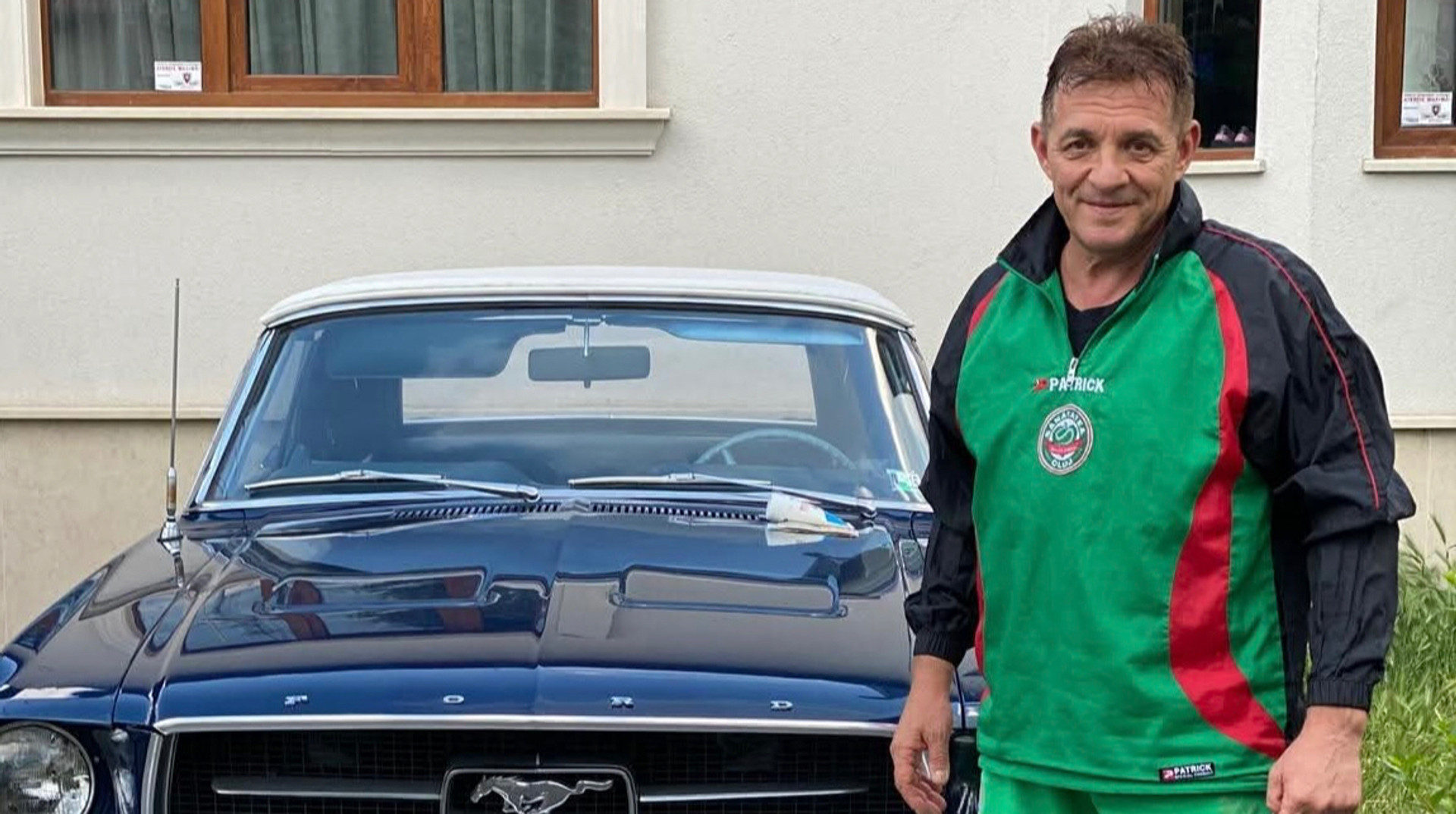 Президент на полі: 61-річний голова клубу встановив унікальний рекорд у футболі Румунії