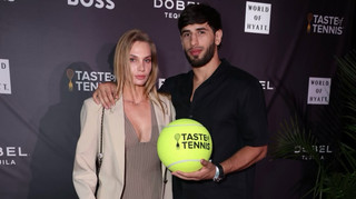 Ястремська засвітилася на гламурній вечірці в США з українським бійцем ММА