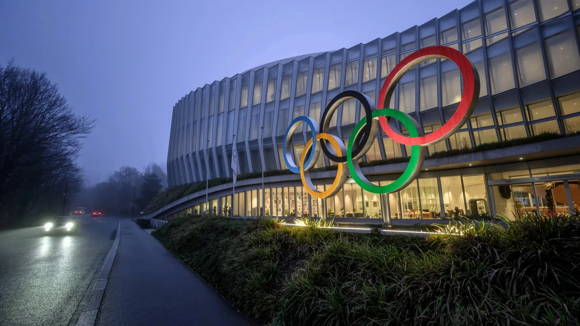 МОК презентував емблеми Олімпійських та Паралімпійських ігор 2032 року