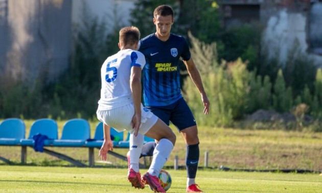 Десна підписала досвідченого нападника