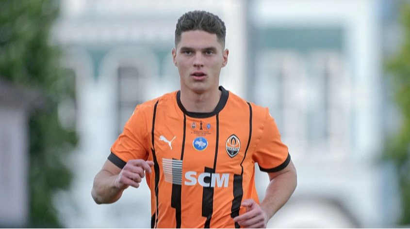 Бенфіка поновила інтерес до Судакова