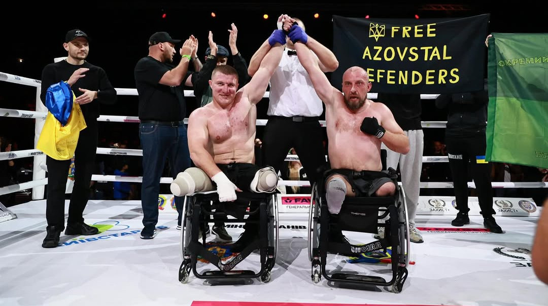 В Україні відбувся перший боксерський бій на колісних кріслах