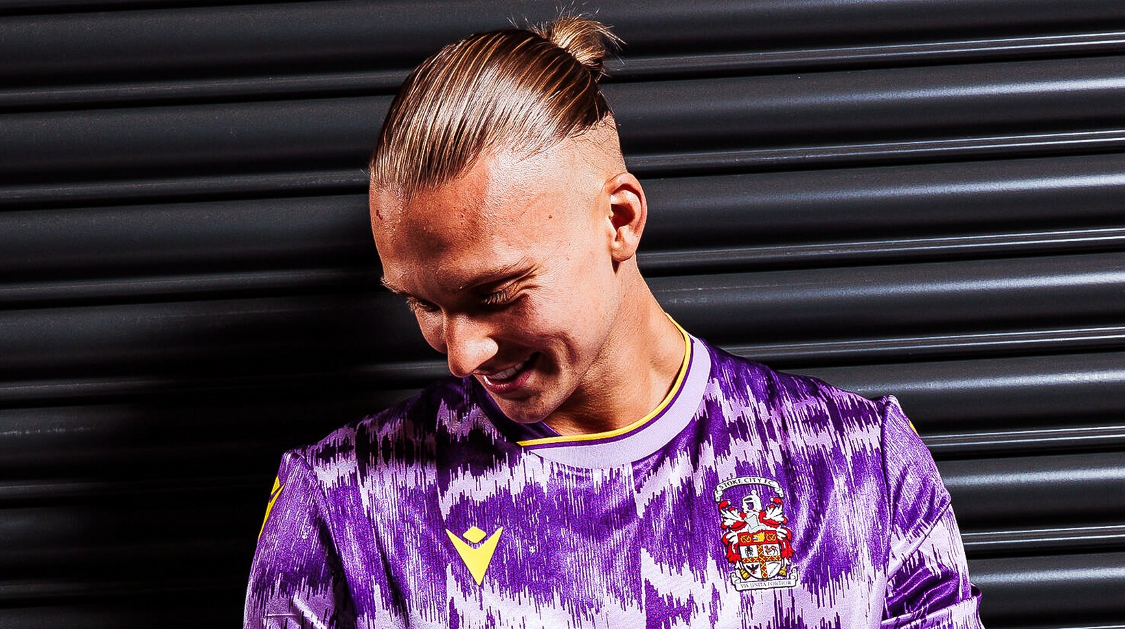 Грає серцем і розумом: у Сток Сіті пояснили трансфер Таловєрова