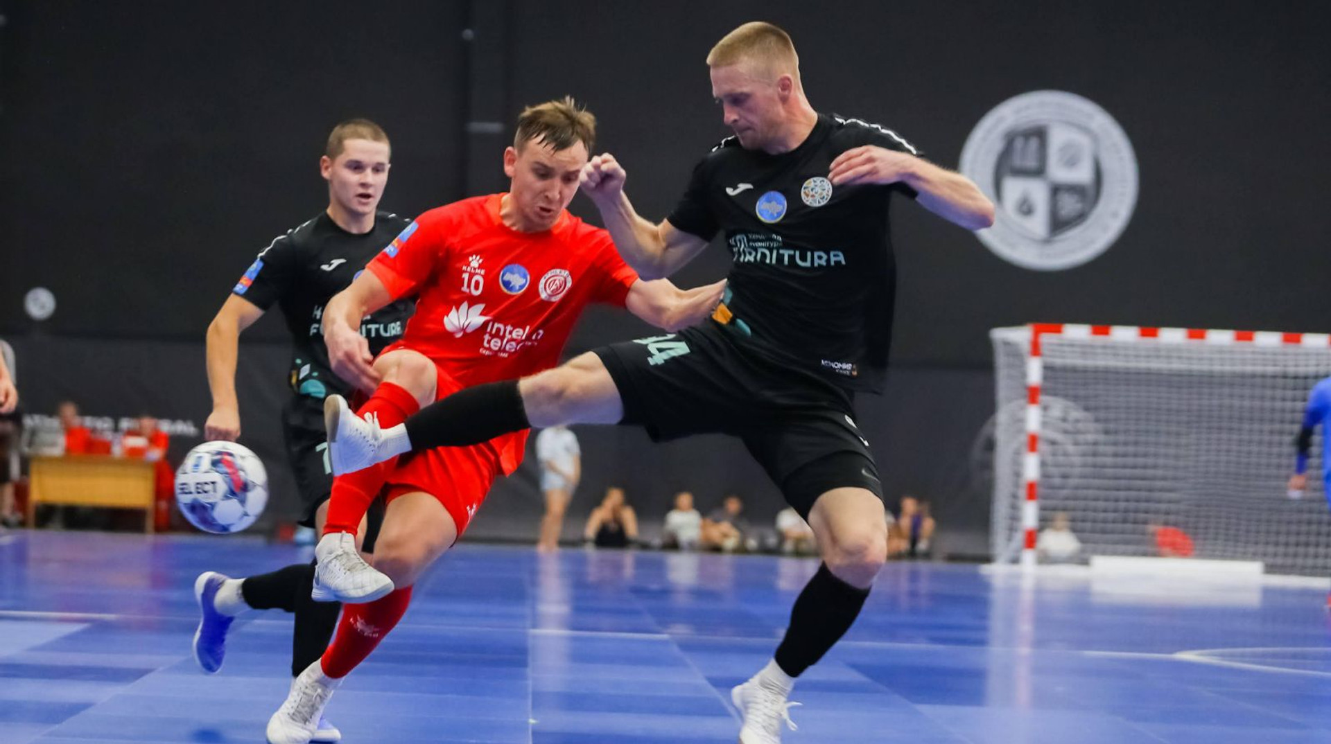 Драма останньої хвилини та зіпсований день народження: найцікавіше про перший тур Екстра-ліги