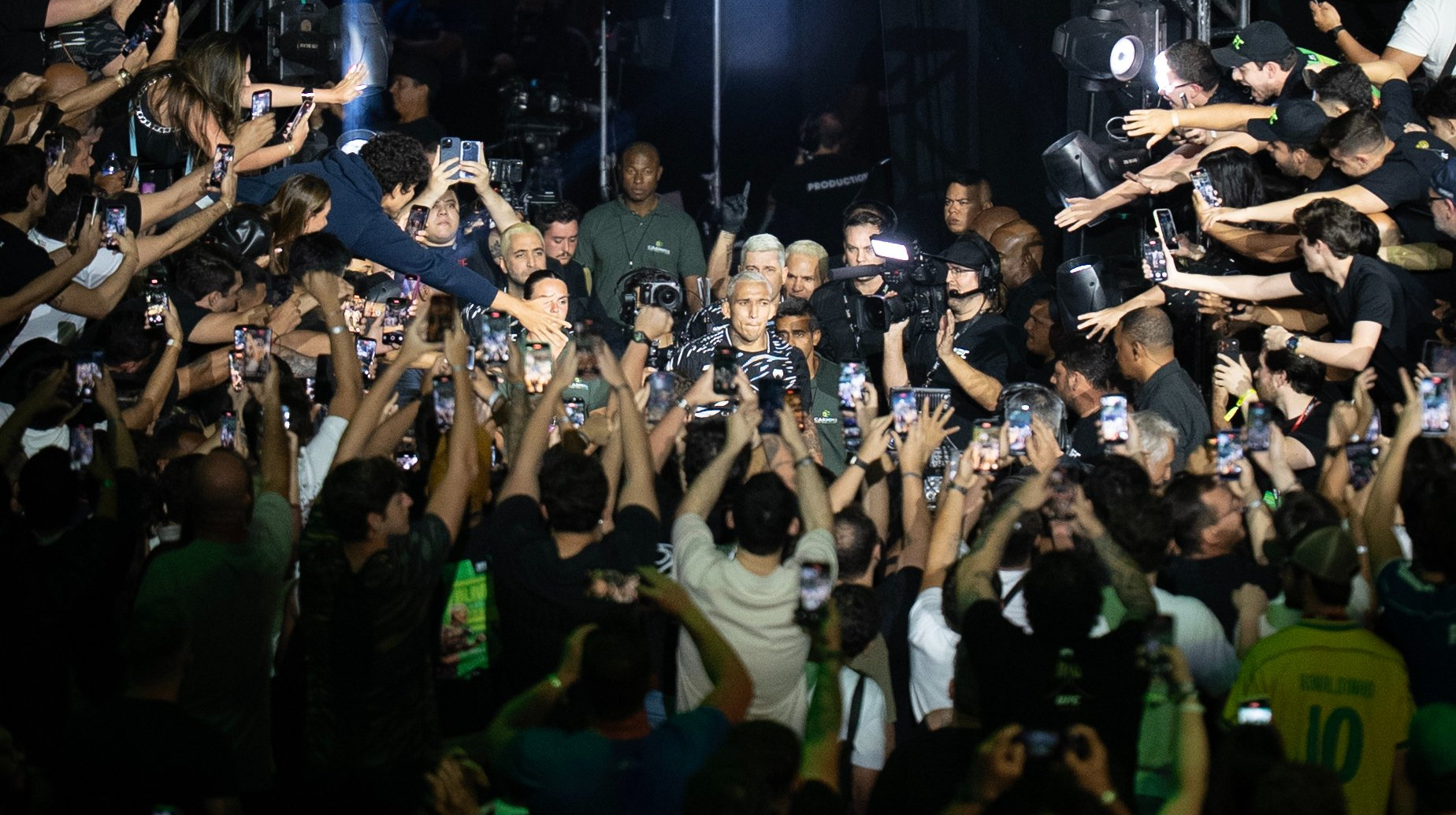 Чарльз Олівейра переміг Матеуша Гамрота