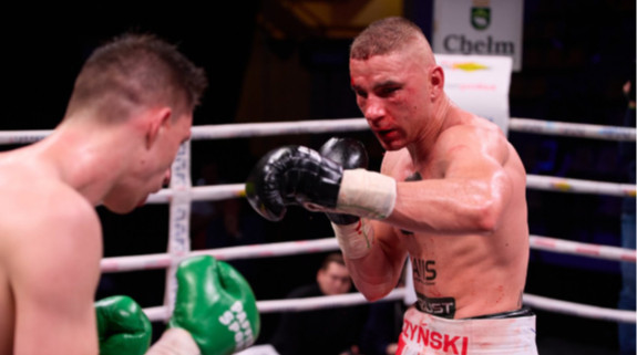 Суперника забрала швидка: український боксер брутальним нокаутом виграв титул WBC Baltic